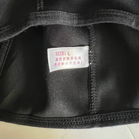 Tank Top Shapewear NWOT Large Black Back Closure Adjustable Straps - Picture 7 of 8